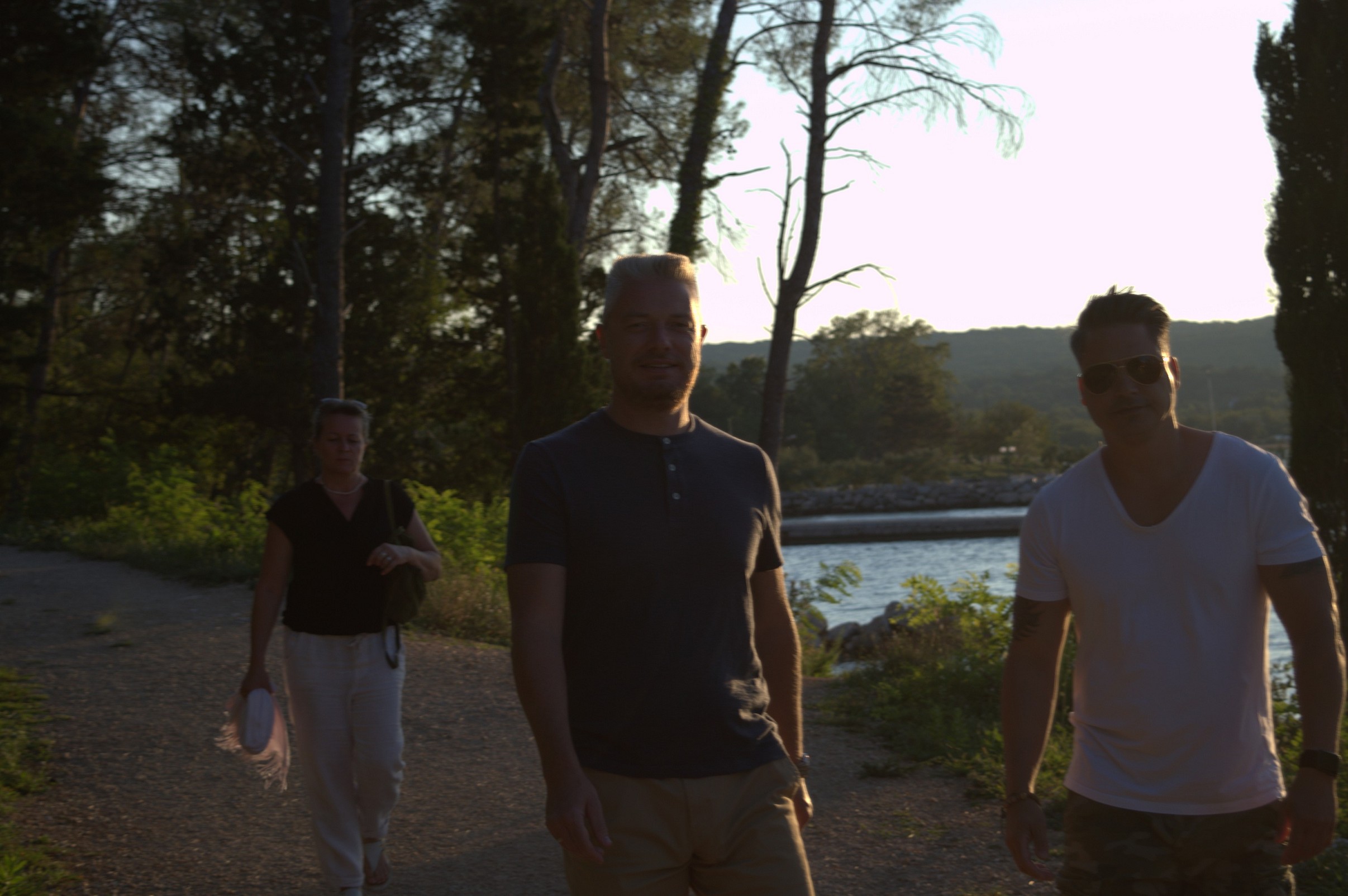 K k 153   dsc 2004   6034 x 4012